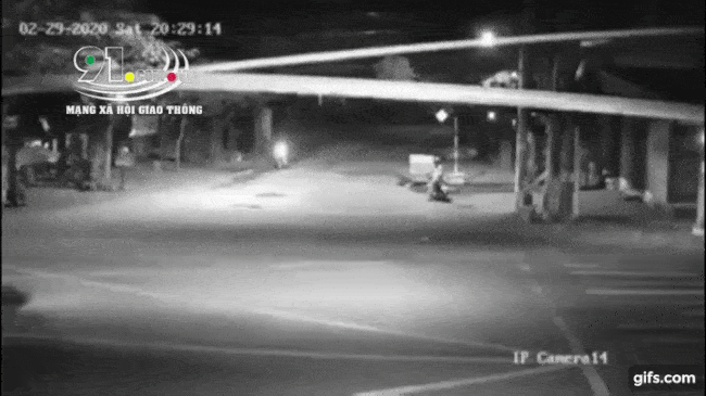 Khoảnh khắc vụ tai nạn xảy ra