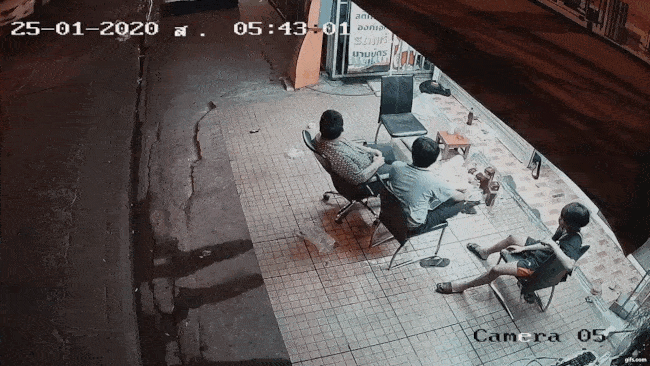 Khoảnh khắc vụ tai nạn xảy ra