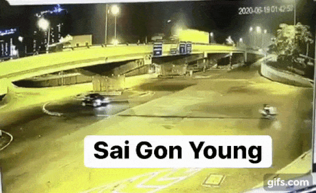 Khoảnh khắc vụ tai nạn xảy ra