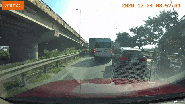 Khoảnh khắc vụ tai nạn xảy ra
