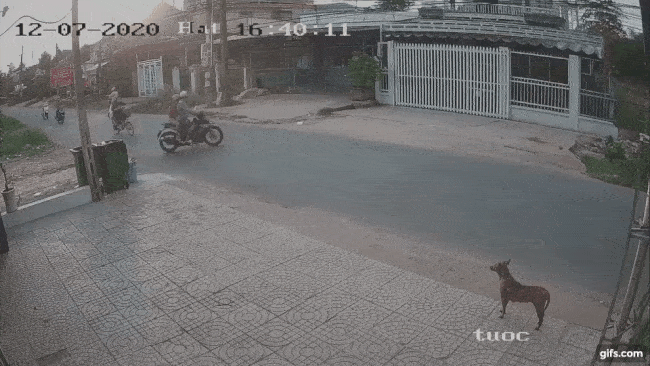 Khoảnh khắc vụ tai nạn xảy ra
