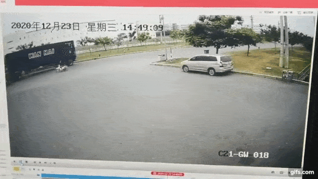 Khoảnh khắc vụ tai nạn xảy ra
