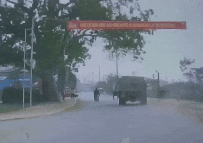 Khoảnh khắc vụ tai nạn xảy ra
