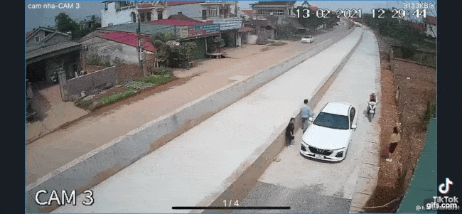 Khoảnh khắc vụ tai nạn xảy ra