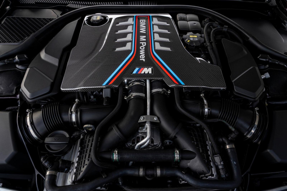Động cơ V8 4.4L Twin Turbo của BMW M8 Gran Coupe
