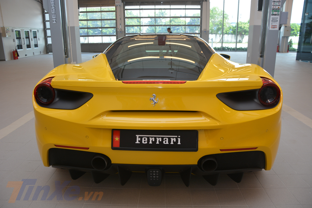 Nhưng thực tế đây là siêu xe Ferrari 488 GTB của một doanh nhân đến từ Đồng Nai
