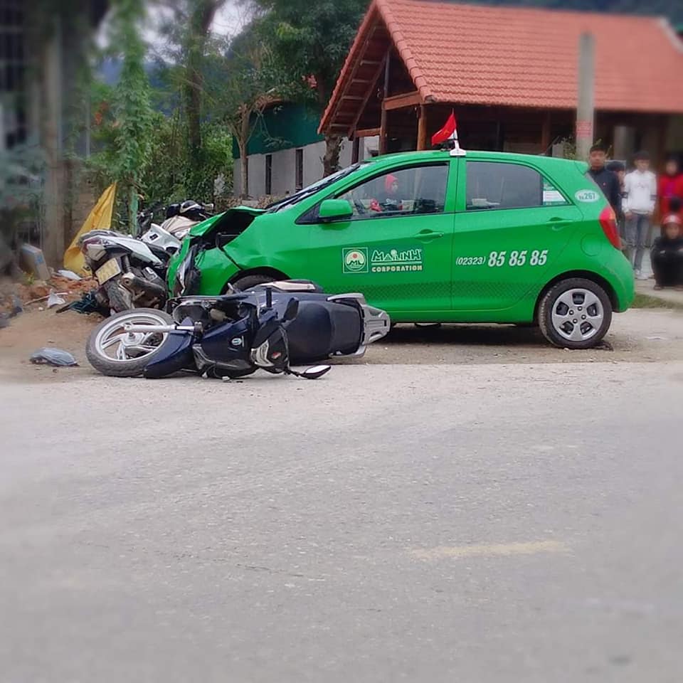 Hiện trường vụ tai nạn liên hoàn tại Quảng Bình