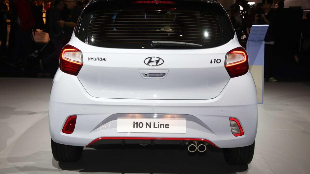 Hyundai i10 N Line 2020 nhìn từ phía sau