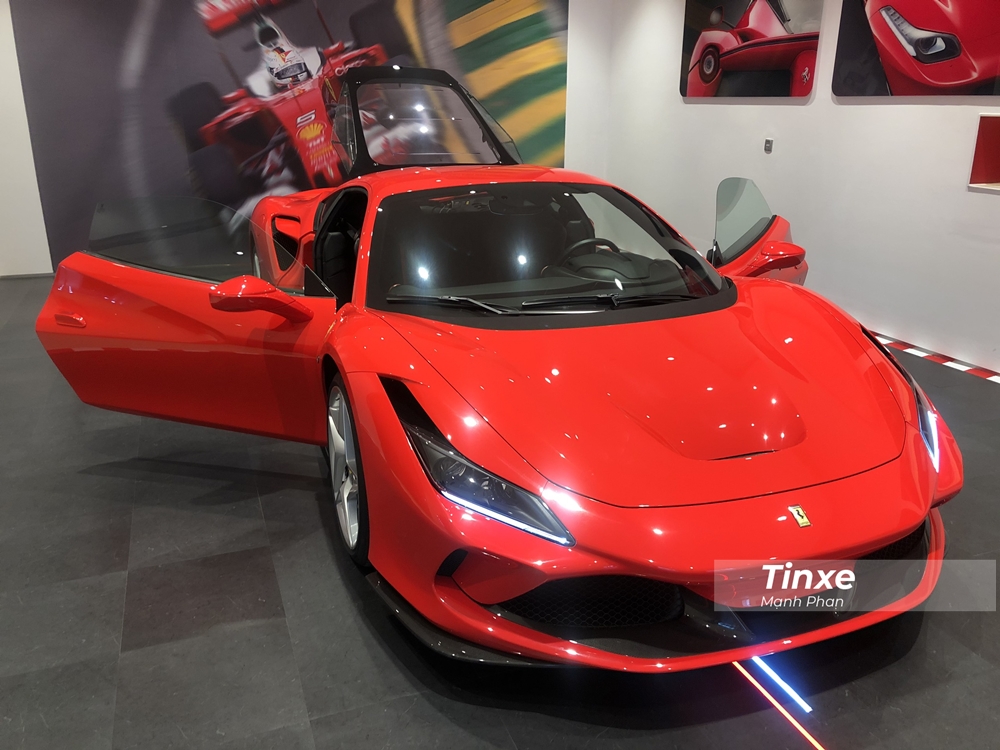 Giá dự kiến siêu xe Ferrari F8 Tributo về Việt Nam từ 23 tỷ đồng