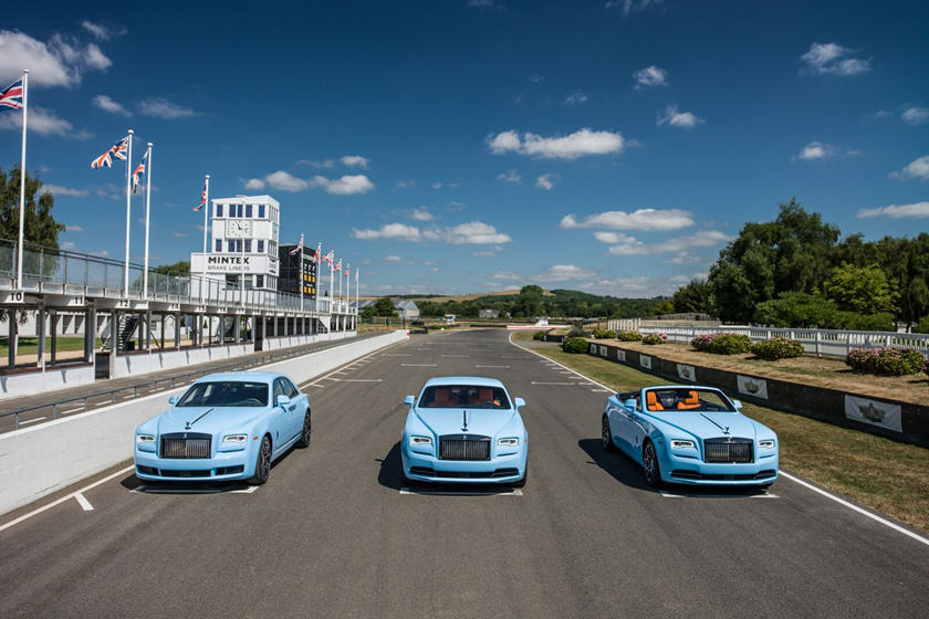 Bộ 3 Rolls-Royce Paradiso Collection này được hãng xe siêu sang Anh quốc trình làng vào năm 2018