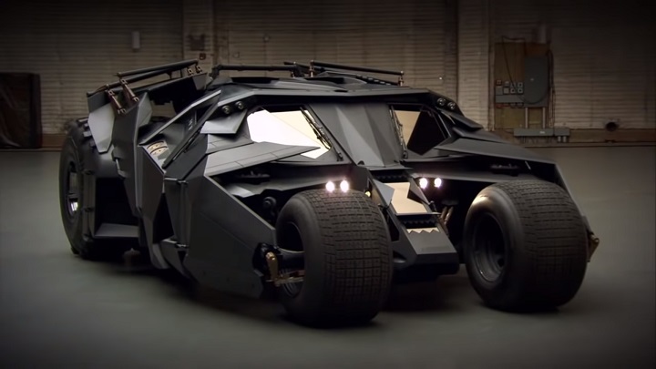 Batmobile Tumbler trong bộ ba phim của Christopher Nolan