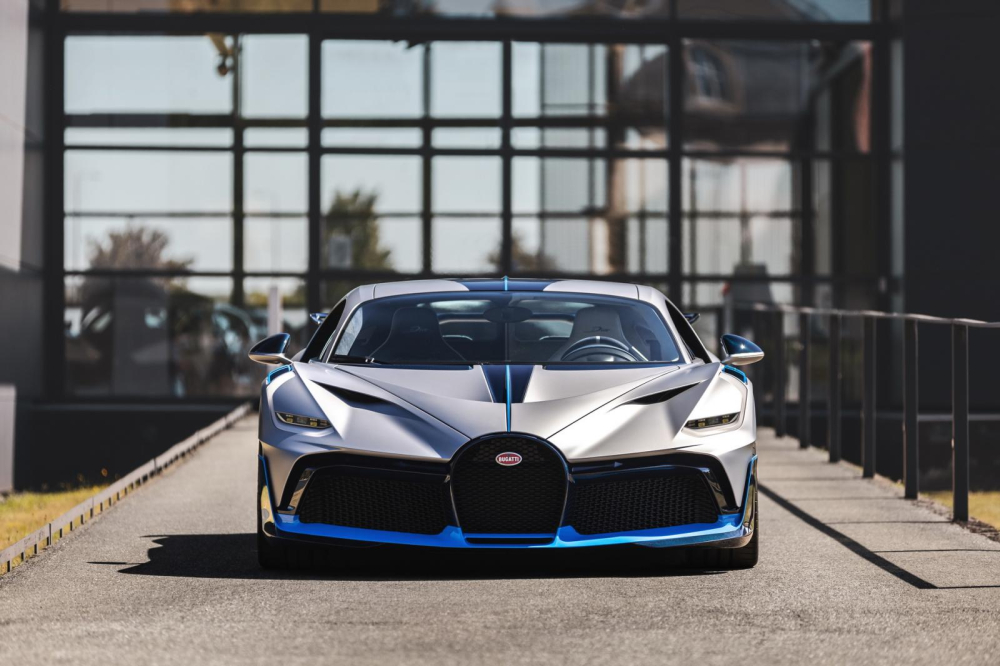 Bugatti Divo chỉ có 40 chiếc được sản xuất