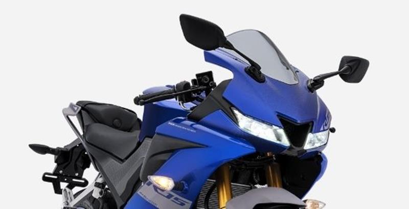 Yamaha R15 2021 ra mắt tại thị trường Indonesia
