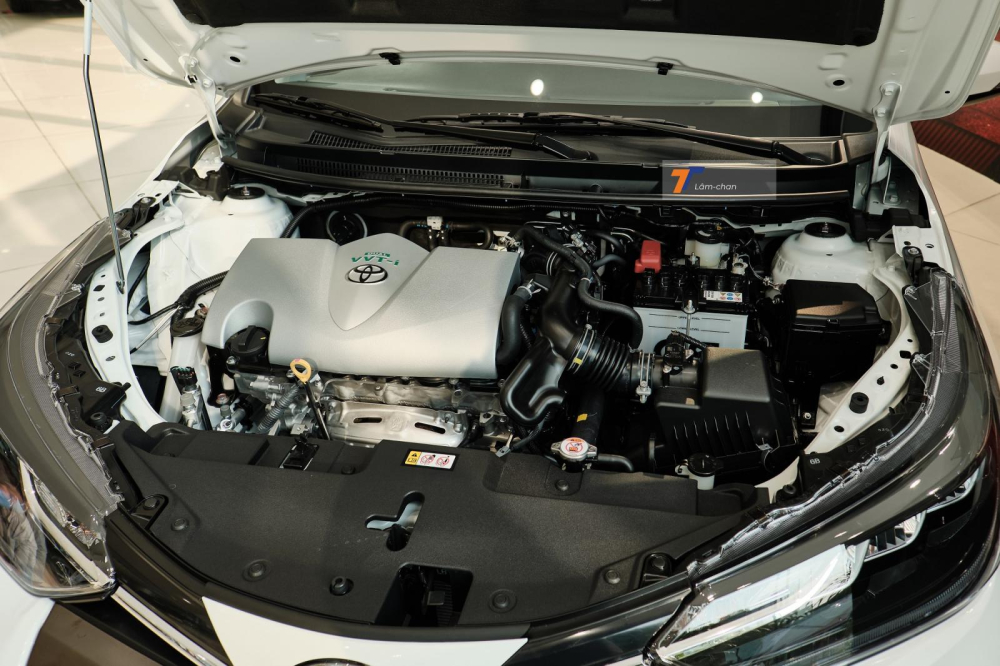 Bên dưới nắp ca-pô của Toyota Vios GR-S 2021 vẫn là khối động cơ cũ.