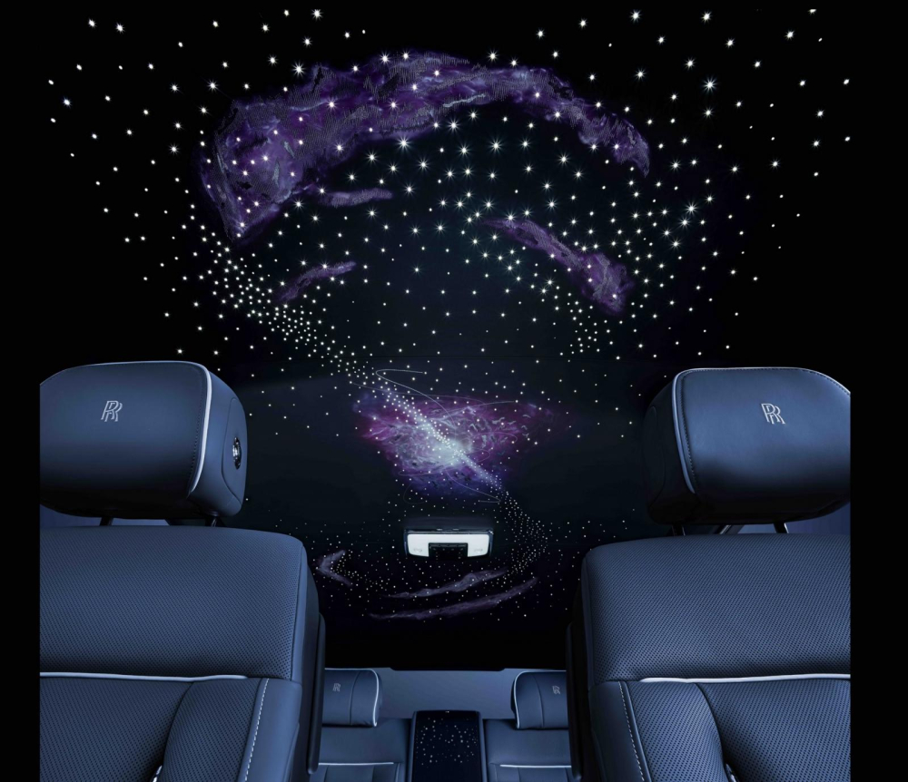 Trần xe bầu trời sao của Rolls-Royce Phantom Tempus