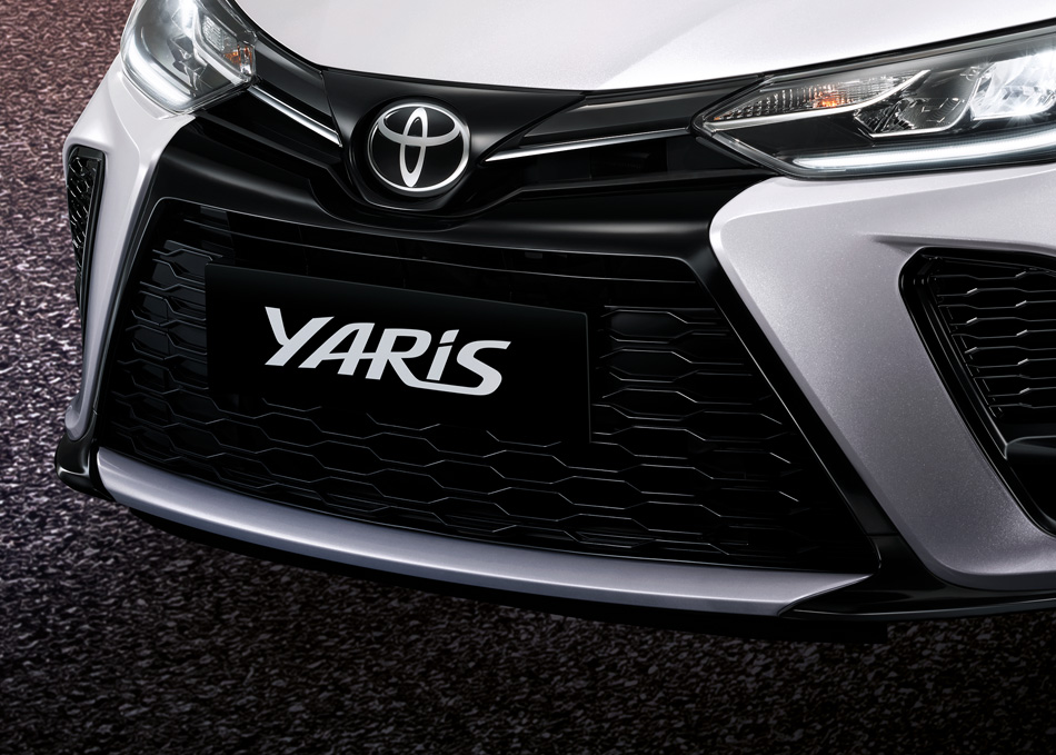 Cận cảnh đầu xe của Toyota Yaris 2021