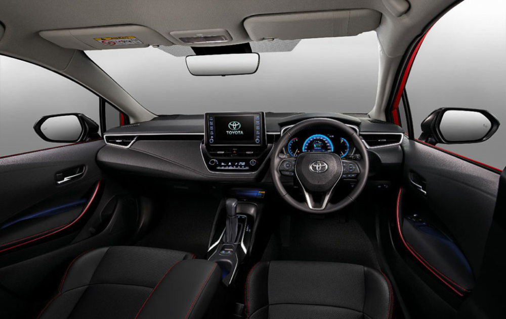 Nội thất bên trong Toyota Corolla Altis GR Sport 2022