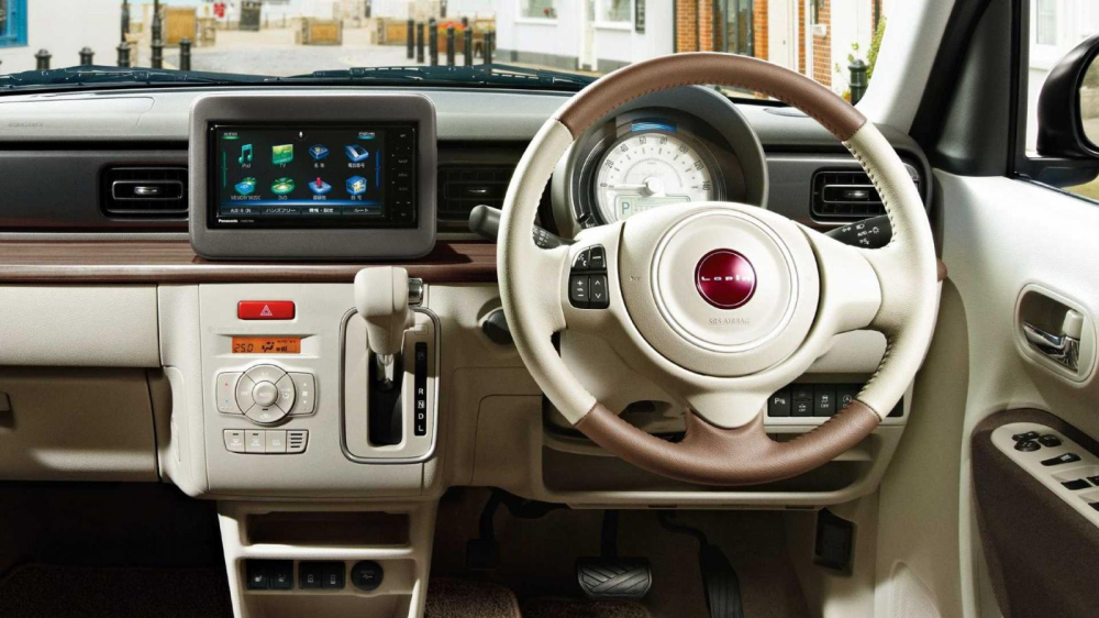 Suzuki Alto Lapin LC 2022 có màn hình trung tâm 7 inch tùy chọn
