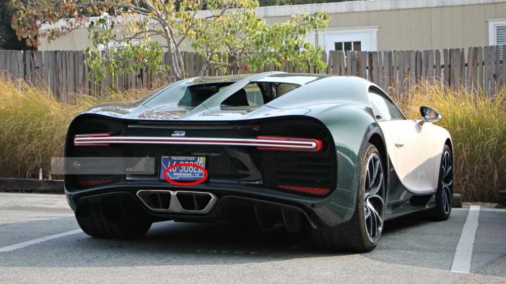 2 chiếc xe Bugatti Chiron với biển số Montana giúp các đại gia không phải mất 4,1 tỷ đồng tiền thuế so với việc ra biển California