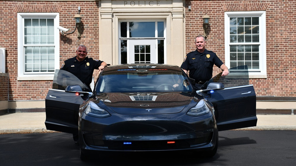  Model 3 là chiếc xe cảnh sát điện phổ biến nhất. 