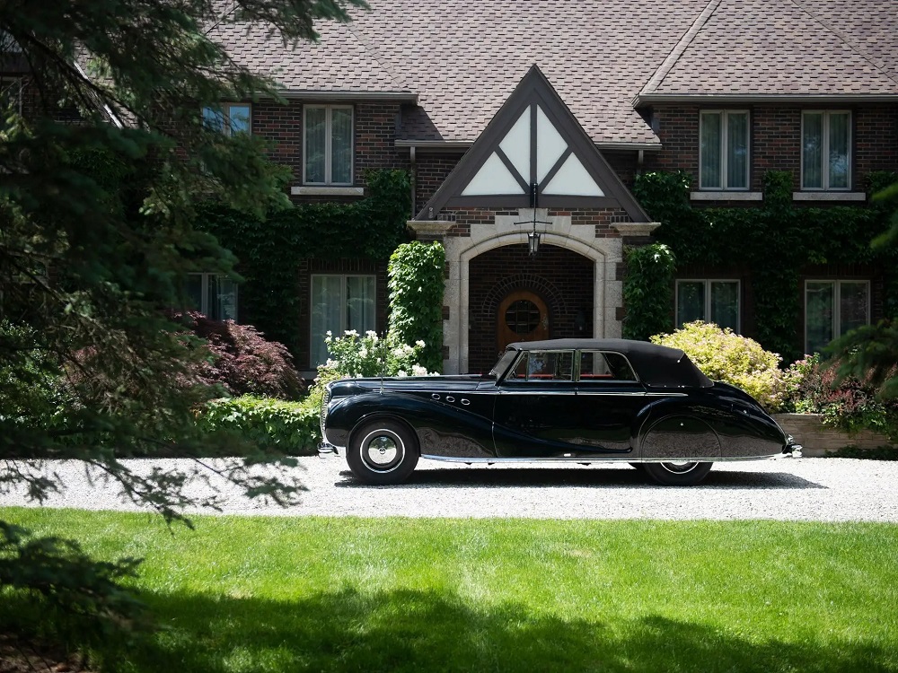 Delahaye 180 Cabriolet Limousine Convertible có chiều dài cơ sở lớn