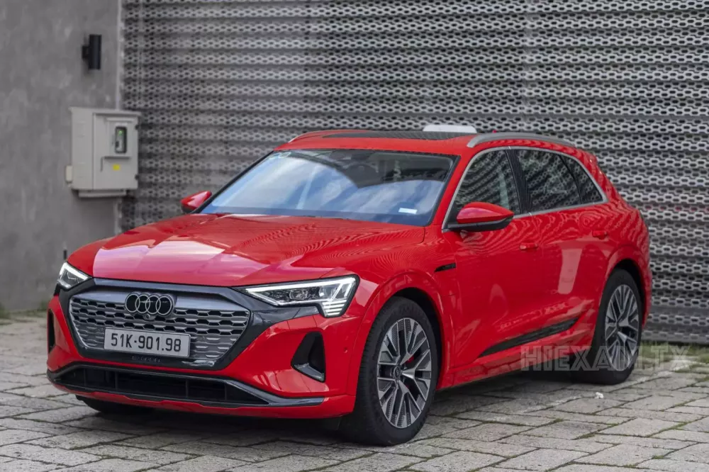 Audi Q8 e-tron Audi Q8 e-tron