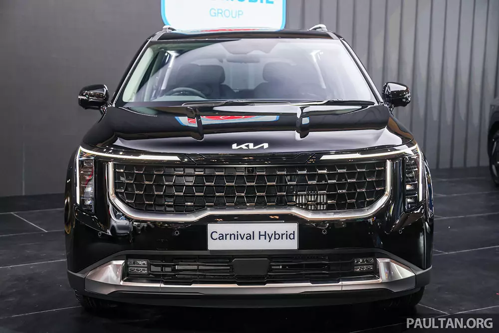 Kia Carnival Hybrid 2025 sở hữu thiết kế đầu xe mới Kia Carnival Hybrid 2025 sở hữu thiết kế đầu xe mới