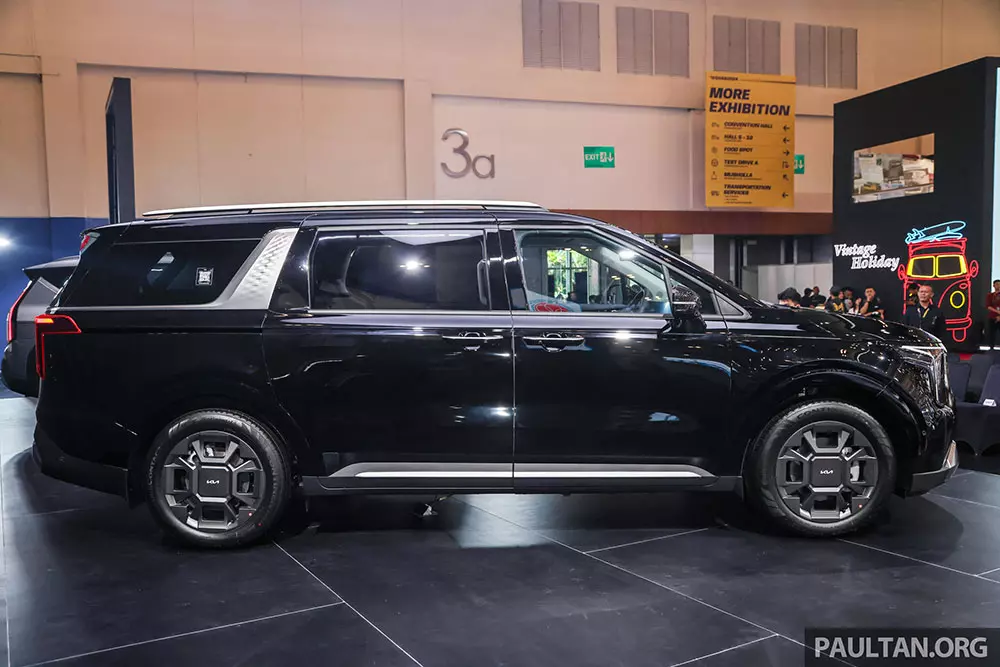 Vành 19 inch của Kia Carnival Hybrid 2025 Vành 19 inch của Kia Carnival Hybrid 2025