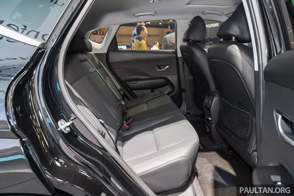 Hàng ghế sau của Hyundai Kona Electric