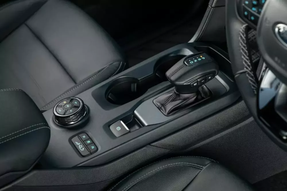 Ford Ranger Tremor 2025 dùng động cơ diesel 2.0L và hộp số tự động 10 cấp Ford Ranger Tremor 2025 dùng động cơ diesel 2.0L và hộp số tự động 10 cấp
