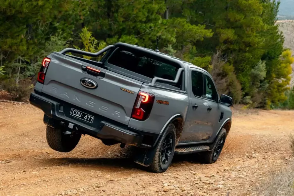 Ford Ranger Tremor 2025 có chế độ Rock Crawl tương tự Ranger Raptor. Ford Ranger Tremor 2025 có chế độ Rock Crawl tương tự Ranger Raptor.