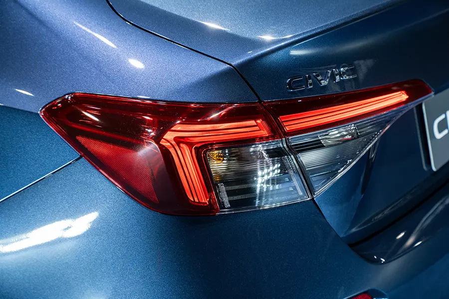 Honda Civic 2025 có thêm đèn hậu màu tối Honda Civic 2025 có thêm đèn hậu màu tối